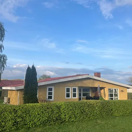 Erin - 200m From The Sea By Interhome *
