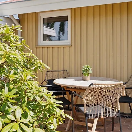 Erin - 200m From The Sea By Interhome Feriehus