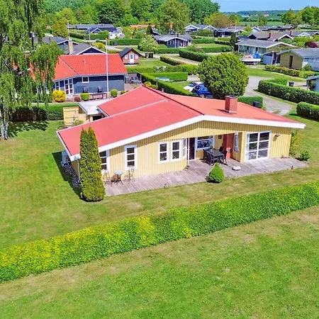 度假居 Erin - 200m From The Sea By Interhome Egernsund