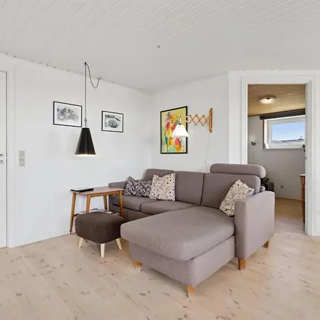 Holiday home Erin - 200m From The Sea By Interhome *
