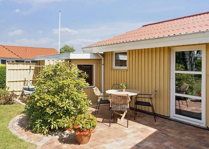 Erin - 200m From The Sea By Interhome Egernsund