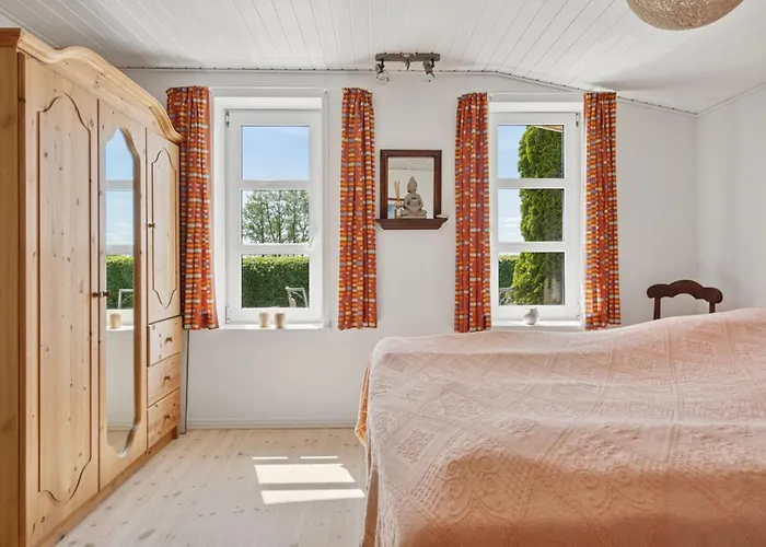 Holiday home Erin - 200m From The Sea By Interhome *